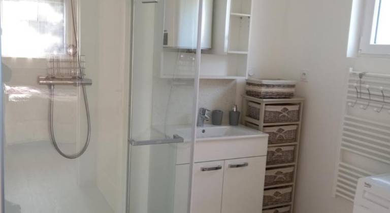 Chalet with 2 rooms for 6 persons — photo 2