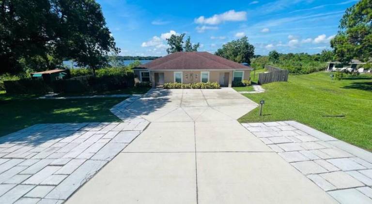 Vacation home with 3 rooms for 7 persons in Winter Haven, FL