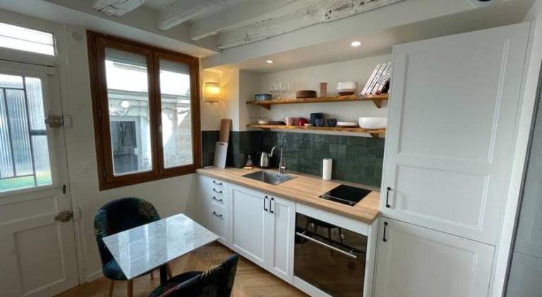 Apartment | Next to Sacré-Cœur | Pets are welcome — photo 3