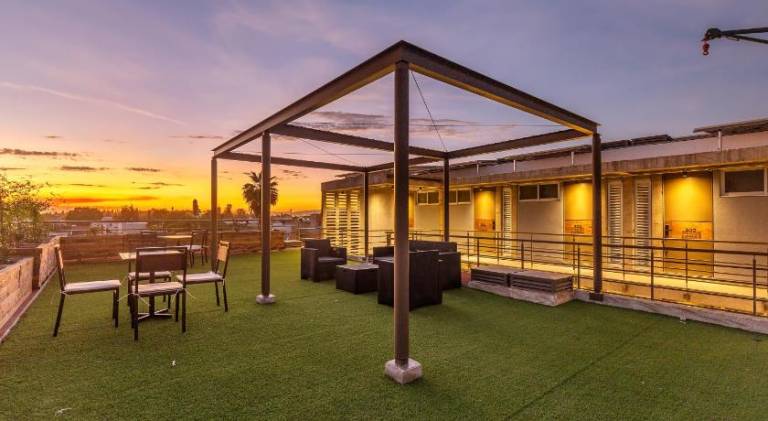 Serviced apartment with terrace | Pet-friendly — photo 4