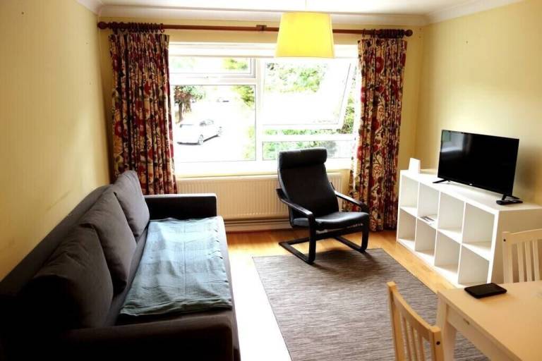 Condo Egham