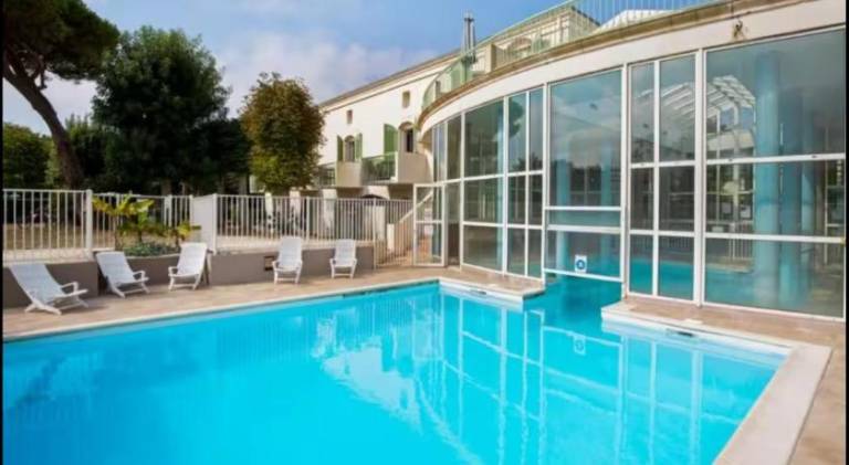 Serviced apartment with garden, terrace & sauna | Dogs allowed in Le Bois-Plage-en-Re