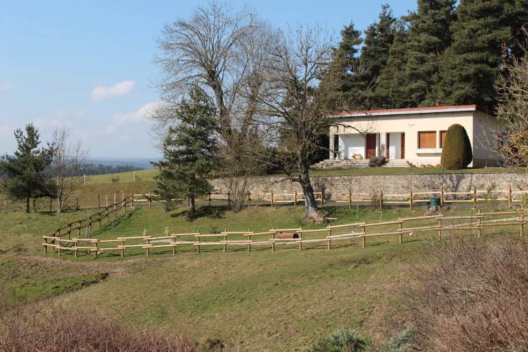 Maison de vacances Pradelles