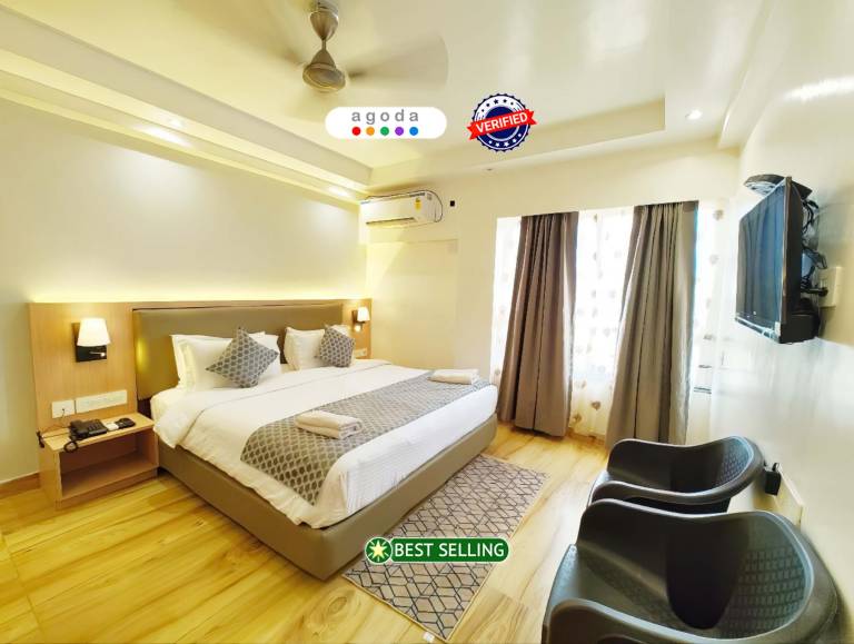 Goroomgo Grand Resort Puri - A Luxurious Collections Sea View Room in Puri