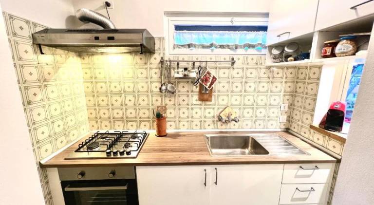 Holiday apartment with 1 room for 5 persons — photo 5