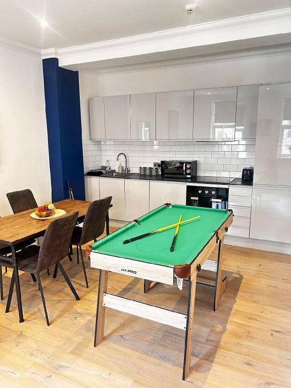Sleeps 6- Close to the beach - Pet Friendly in Brighton