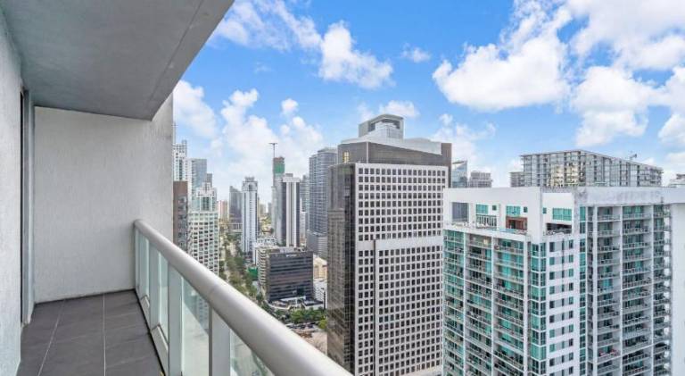 Rental apartment with jacuzzi & pool | Next to Bayfront Park — photo 5