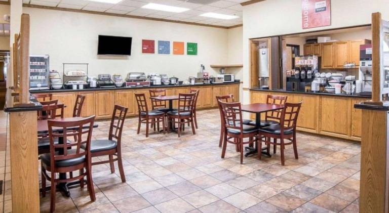 Fairbridge Inn & Suites Glendive — photo 4