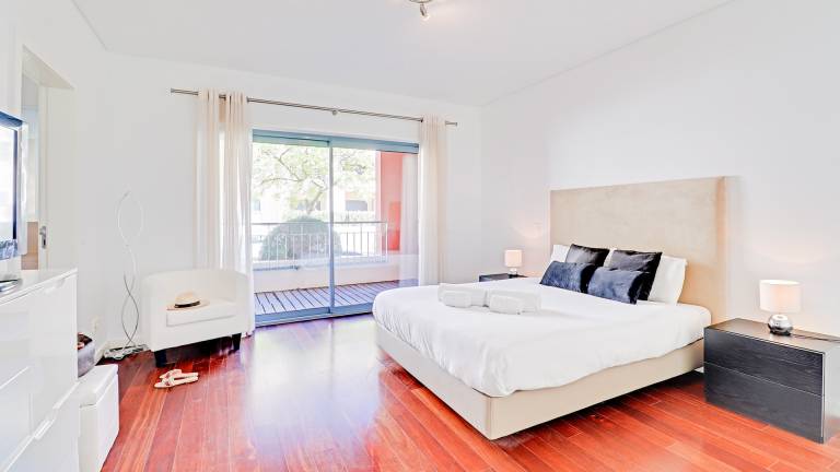 Fully equipped apartment with terrace, pool & yard | Pets are welcome — photo 5