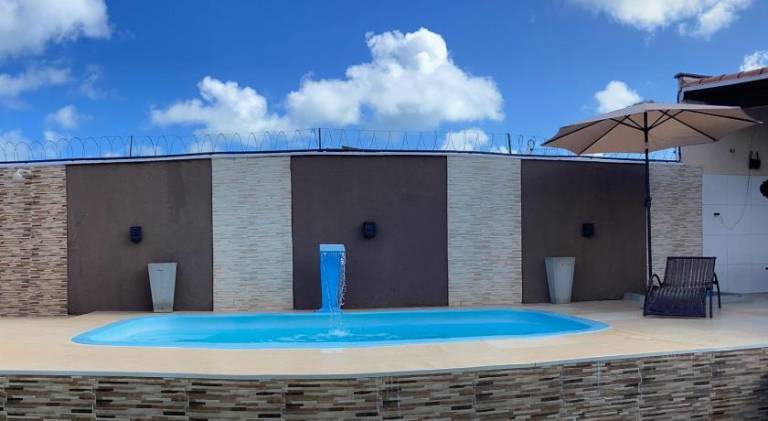 Chalet with pool — photo 3