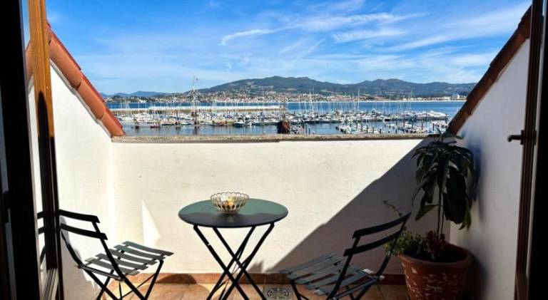 Holiday apartment with 2 rooms for 5 persons — photo 2