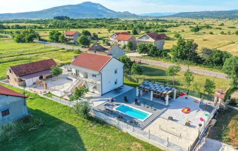 kuća  Umljanović