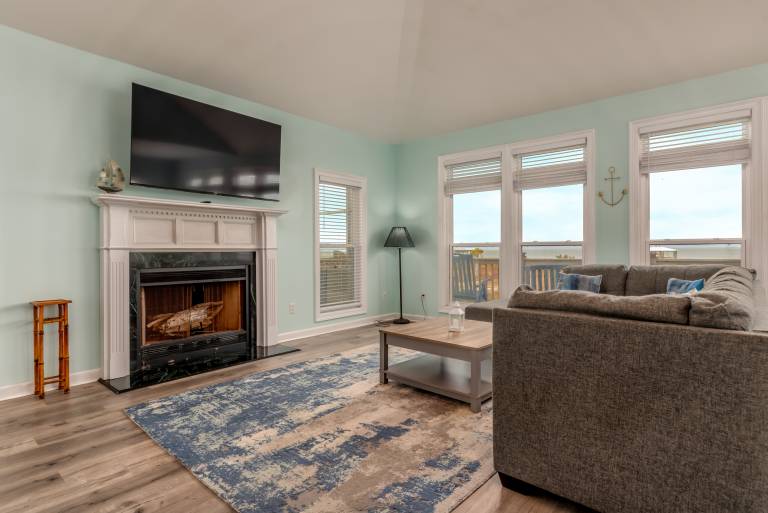 Casa Nova - 2602 Bridgeview — photo 3