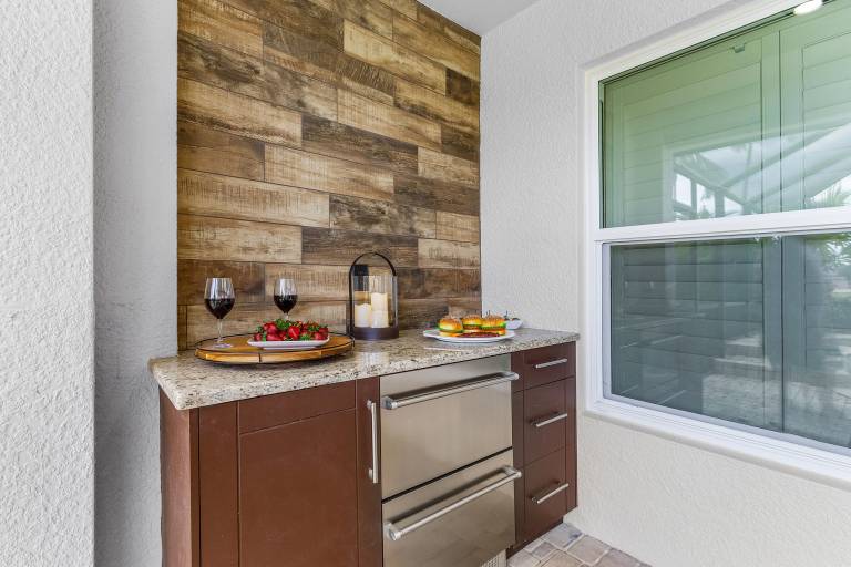 LAKEVIEW!, Heated Pool and Spa -Villa Lakeside Escape - Roelens Vacations — photo 4