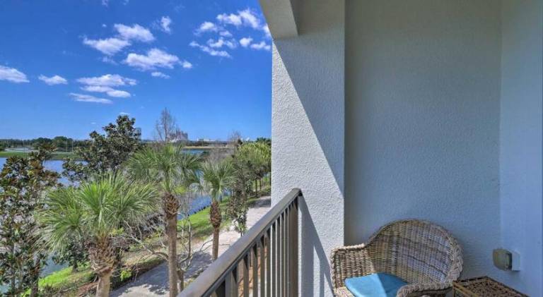 NEW! Luxury Condo, Min to DisneyConvention Center — photo 4