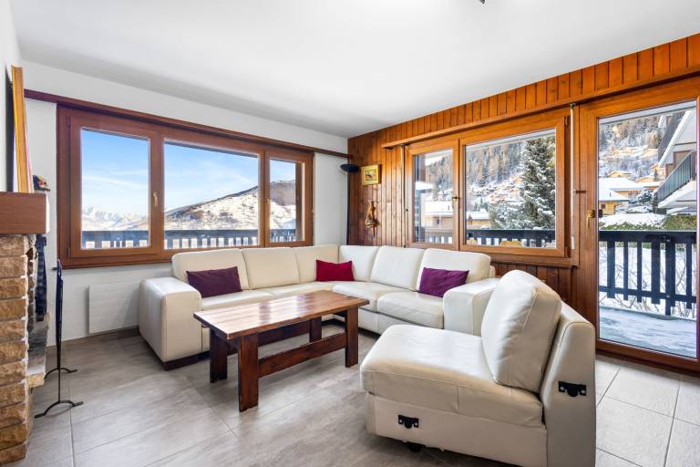 Children-friendly holiday apartment with pool | Ski nearby | Pets are welcome — photo 3