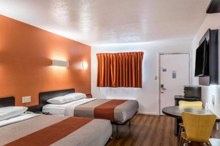 Motel 6 Maryland Heights, MO — photo 3