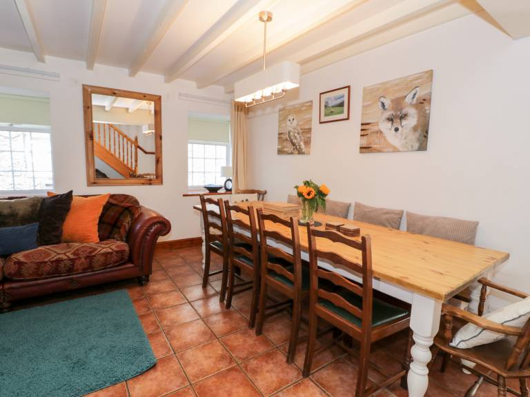 Family-friendly cottage with BBQ, hot tub & garden | Dogs allowed — photo 4