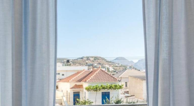 Holiday apartment with patio — photo 5