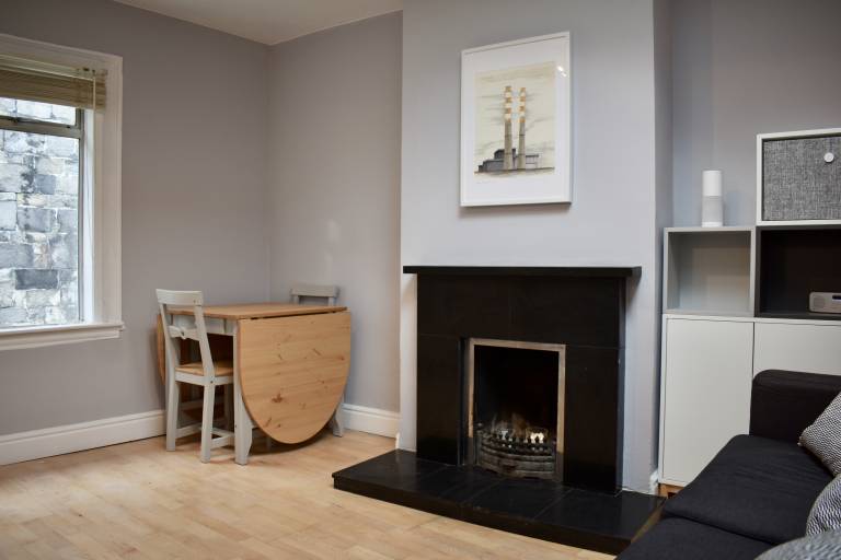 Charming 2 bedroom Cottage in Central Location