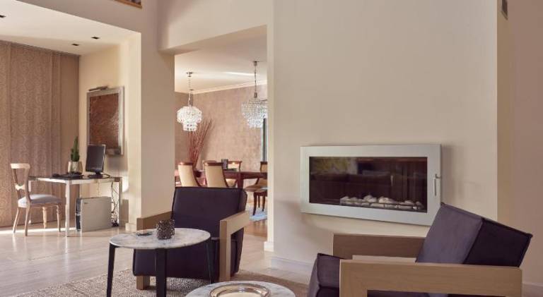 Villa with private pool, barbeque & patio | Good for workation — photo 2