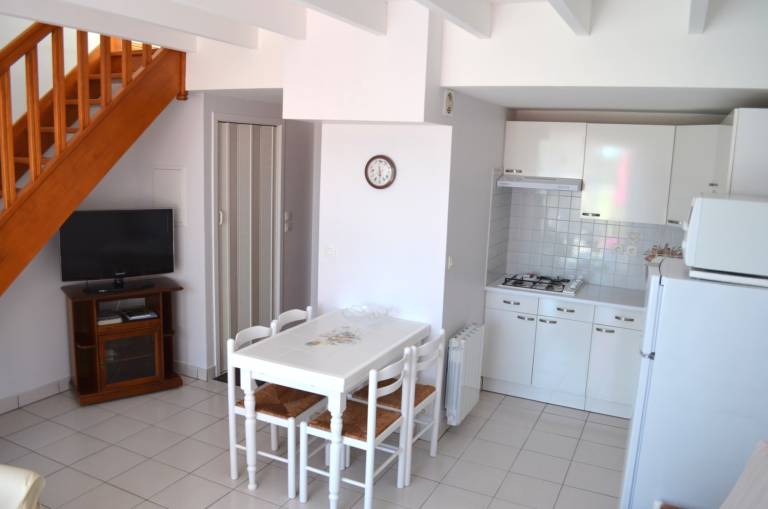 Family-friendly vacation home with private pool, garden & BBQ | Nature view | Dogs allowed — photo 4