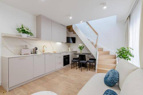 Charming apartment with patio | Close to Market Square | Dogs allowed — photo 3