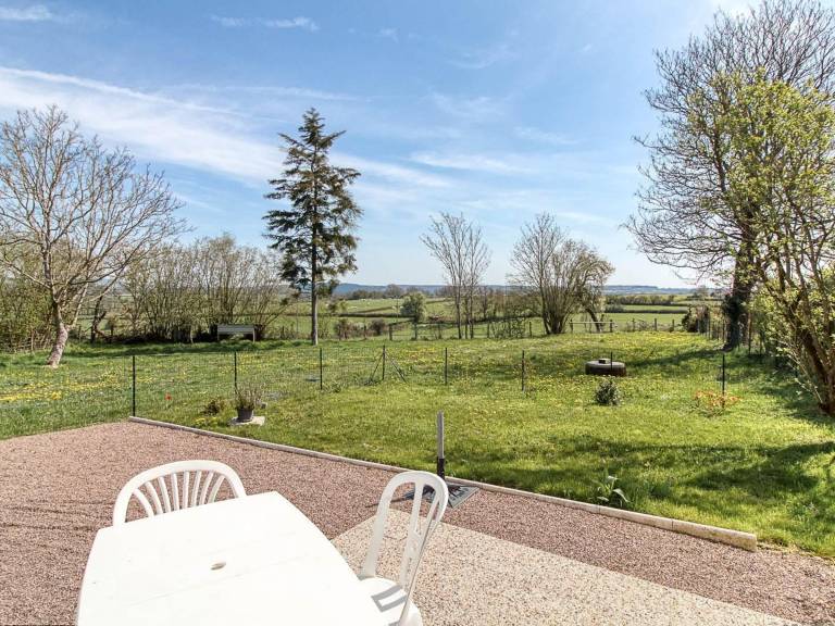 Renovated country house with garden, pets allowed, near Morvan — photo 2