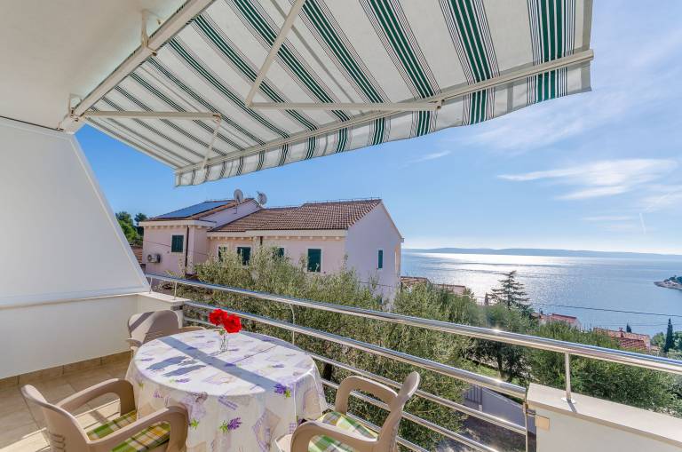 Apartma Slatine