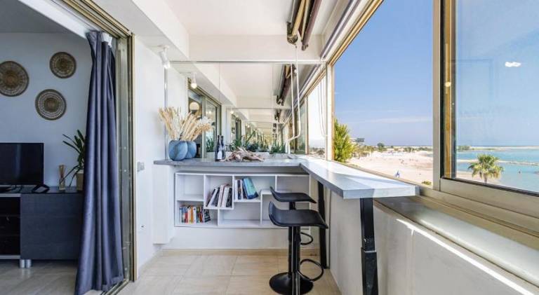 Sea View- Beach- Chic & Air-Conditioned — photo 4