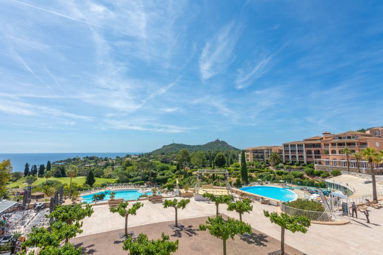Children-friendly nice rental apartment with sauna, fast internet & heated pool | Sea view | Next to the beach | Pets allowed — photo 3