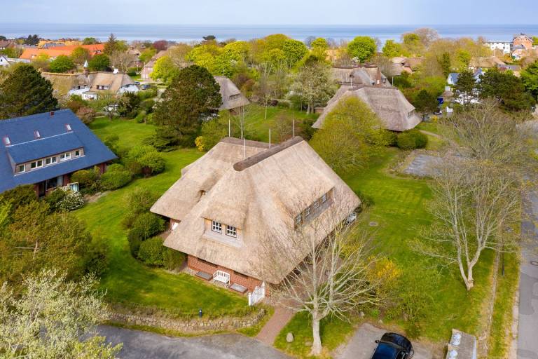 Juwel gem&uuml;tliche renovierte Maisonettewohnung