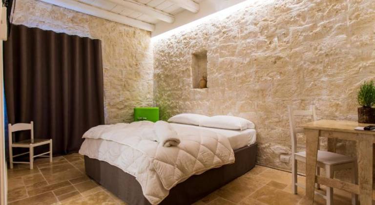 B&B PIAZZA SAN GIOVANNI - ESSENZE DELLA MURGIA in Altamura