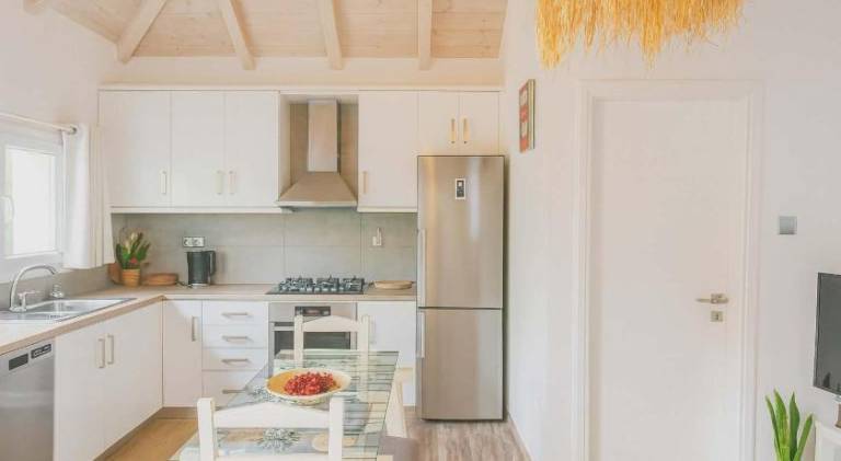 Fully equipped house with yard | Pets are welcome — photo 2