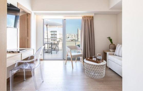 Gallery Suites & Residences — photo 2
