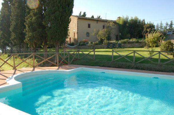 Farm with pool, terrace & garden — photo 4