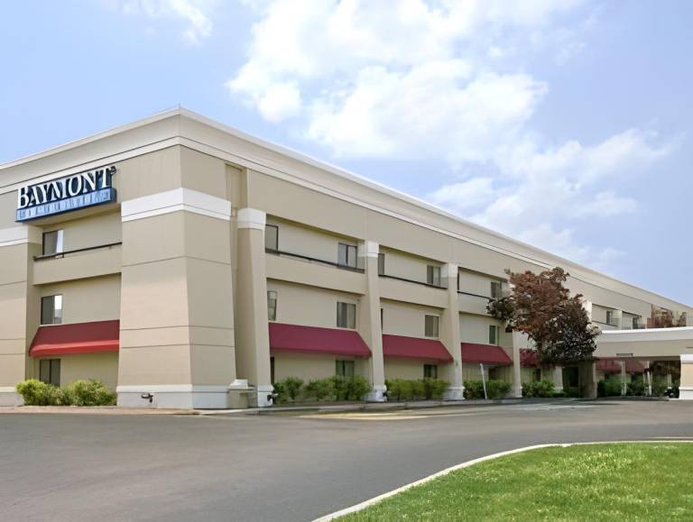 Baymont by Wyndham Detroit Airport/Romulus in Romulus, MI