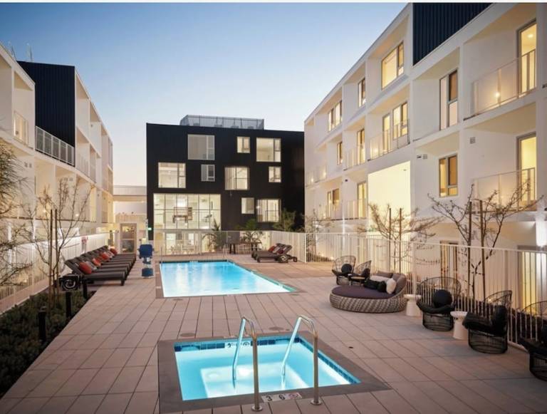 Apart hotel  Minhang