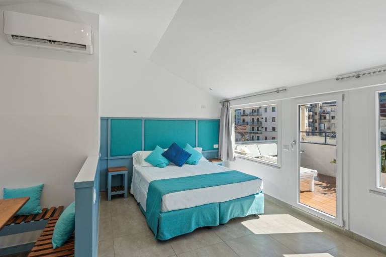 Sorrento City View Penthouse with Terrace&Solarium — photo 3