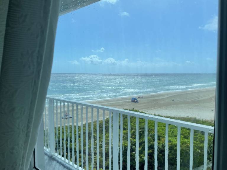 Condo Lauderdale-by-the-Sea