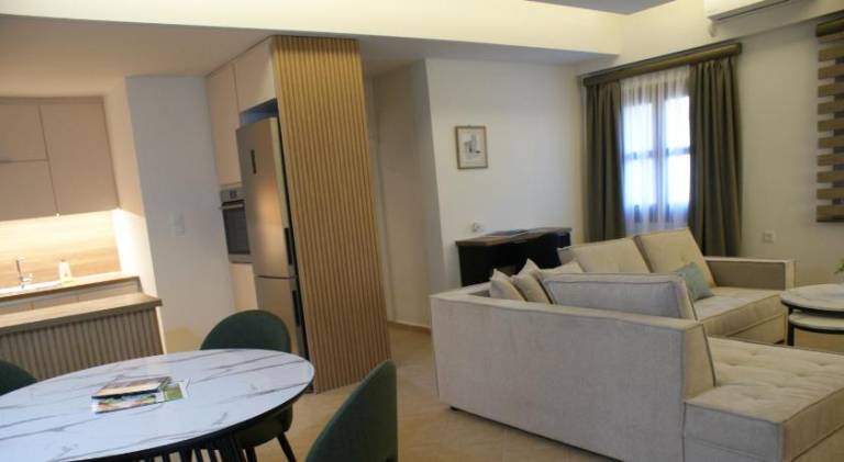 Serviced apartment with yard & terrace | Perfect for remote work | Pets allowed — photo 2