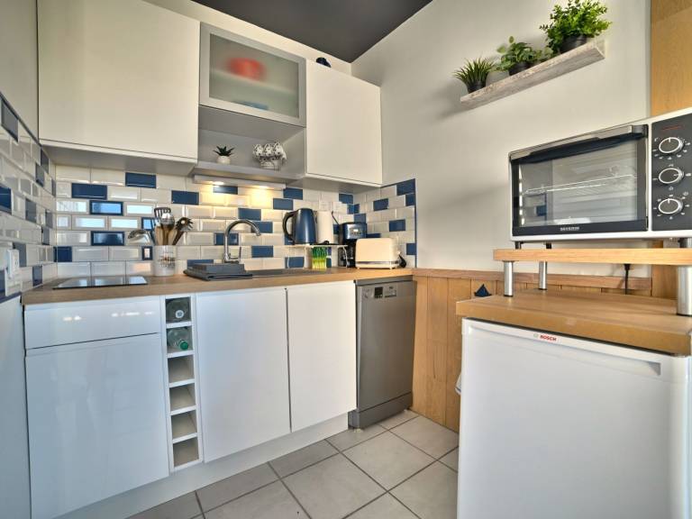 Holiday apartment with terrace & pool | Next to the beach | Pets allowed — photo 5