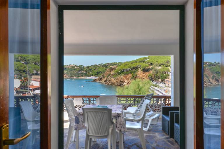 Apartment 'Villa Oda - Monolocale Sul Mare' with Sea View, Wi-Fi and Air Conditioning — photo 4