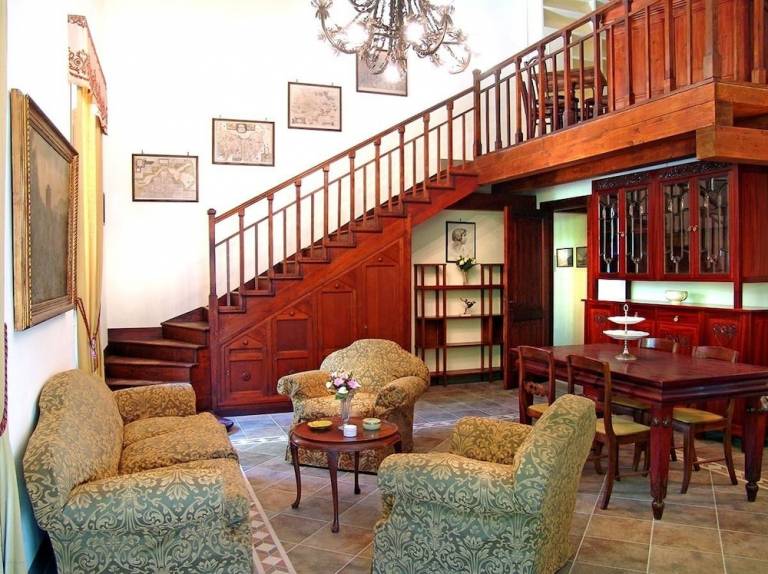 Casa Smirra