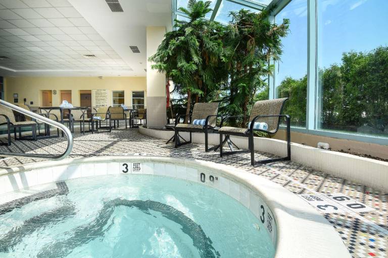 Embassy Suites by Hilton Syracuse — photo 5