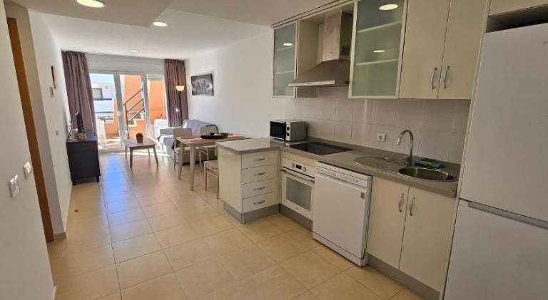 Fully equipped holiday apartment with patio, private pool & BBQ | Beach nearby | Pets are welcome — photo 3