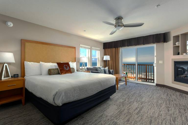 The Coho Oceanfront Lodge in Lincoln