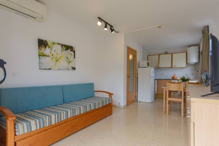 Nice apartment with terrace | Beach nearby | Pet-friendly — photo 3
