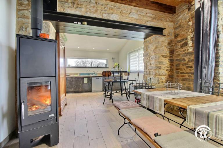Beautiful gite with yard, BBQ & terrace | Dogs allowed — photo 4