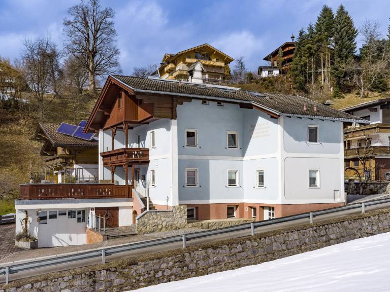 Holiday apartment with 2 rooms for 4 persons in Kitzbuhel